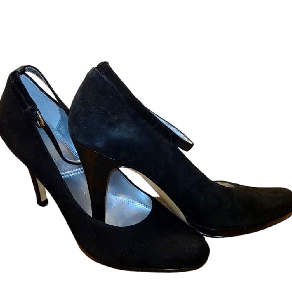 Tahari Women Size 8.5 Lizzie Leather Heel Career Dress Shoe
